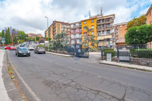 Gewerbeimmobilie in San Gregorio di Catania