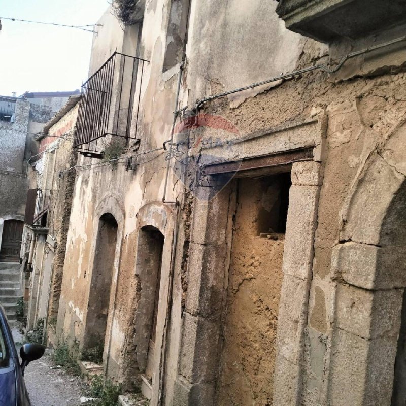 Vrijstaande woning in Caltagirone