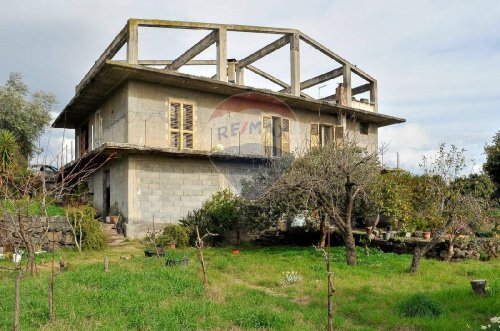 House in San Giovanni la Punta