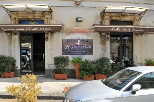 Immobile commerciale a Acireale