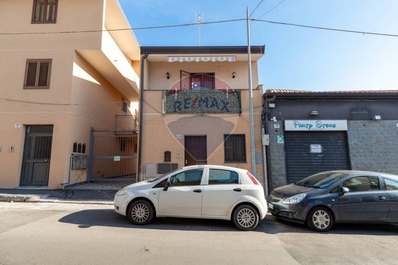 Casa independiente en Catania