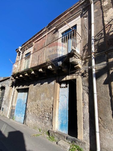 Vrijstaande woning in Aci Sant'Antonio