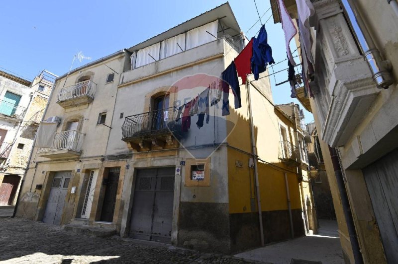 Einfamilienhaus in Caltagirone