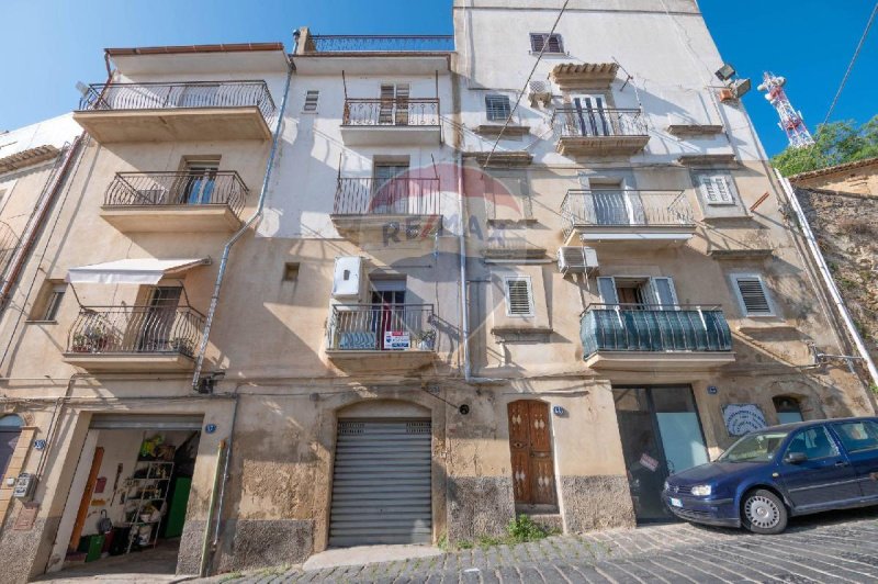 Detached house in Caltagirone