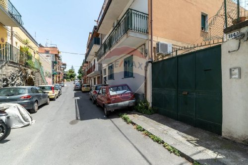 Semi-detached house in Catania