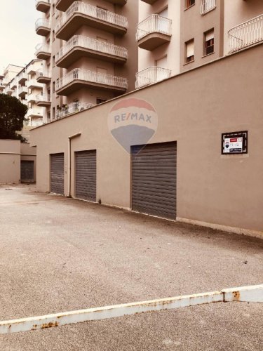 Commercial property in Alcamo