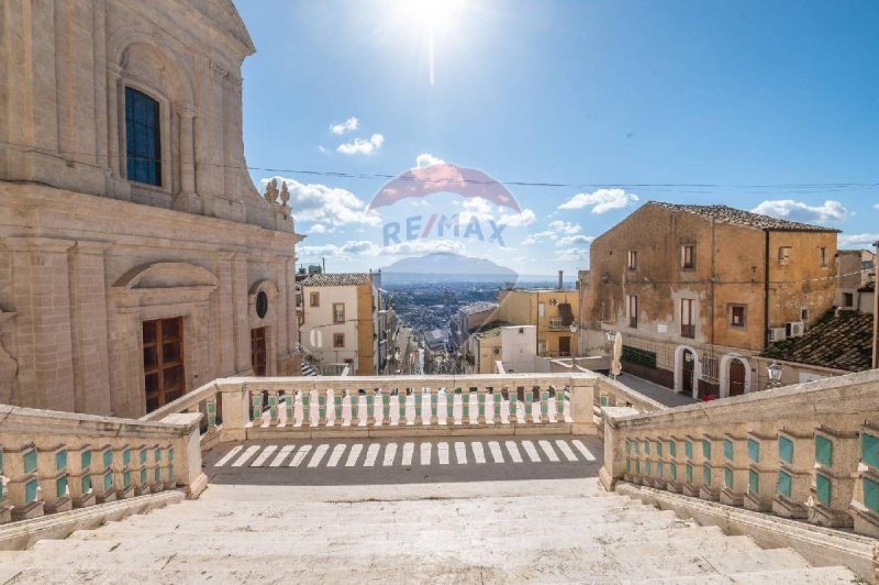 Casa independiente en Caltagirone