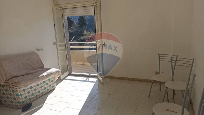 Apartamento em Chiaramonte Gulfi