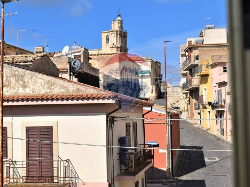 Vrijstaande woning in Monterosso Almo
