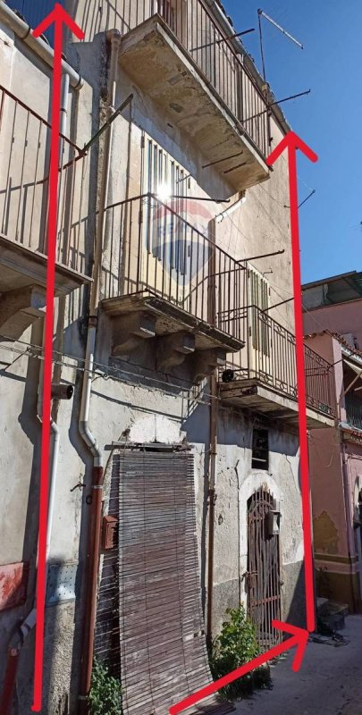 Vrijstaande woning in Vizzini