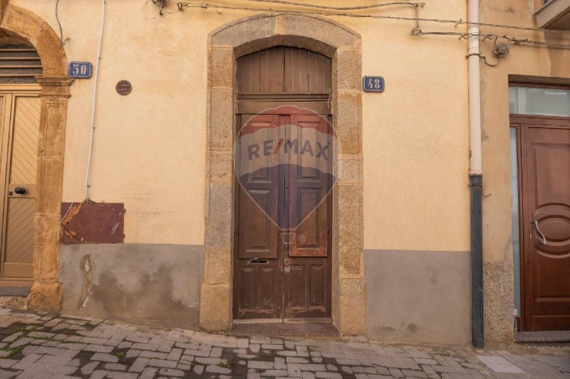 Casa indipendente a Caltagirone