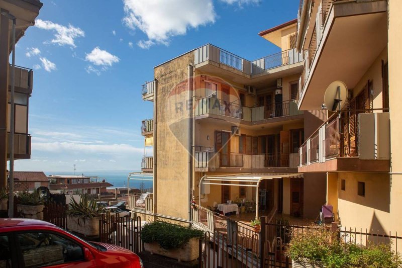 Apartment in Aci Castello