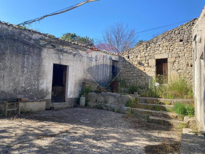 Casa independiente en Ragusa