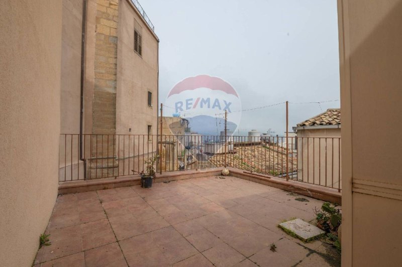Semi-detached house in Caltagirone