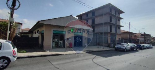 Edifício comercial em Misterbianco