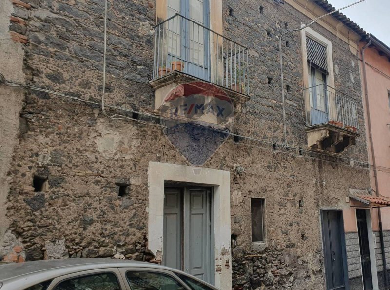 Detached house in Paternò