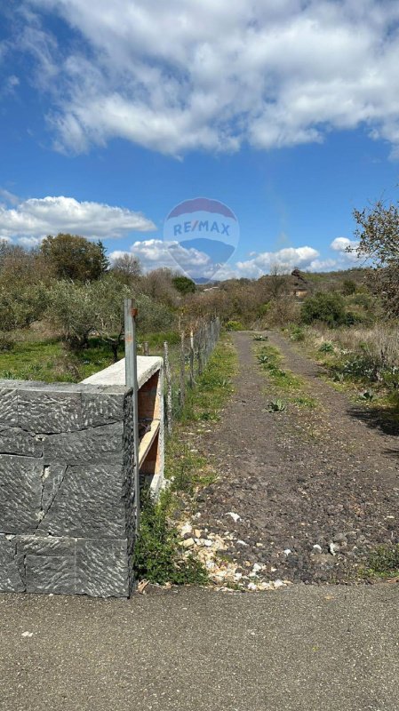 Terreno edificable en Linguaglossa