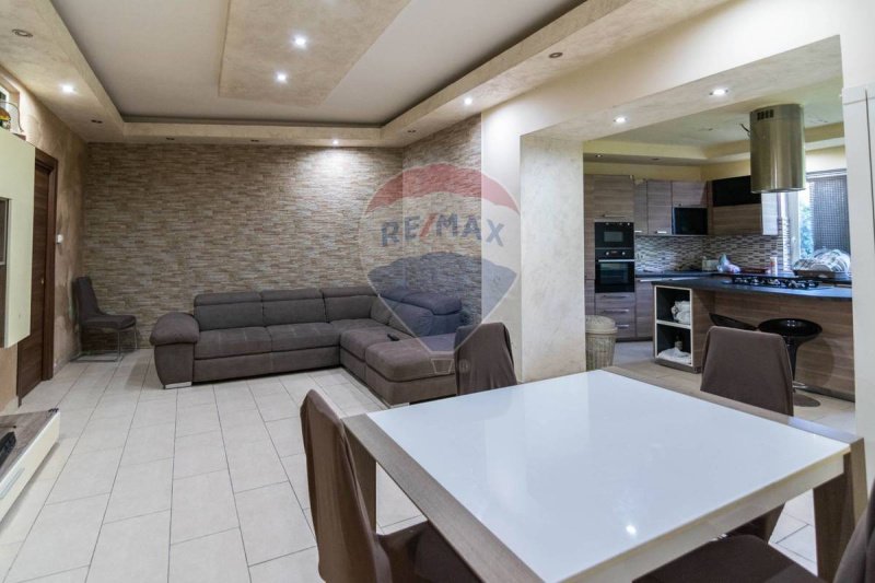 Casa semi indipendente a Catania