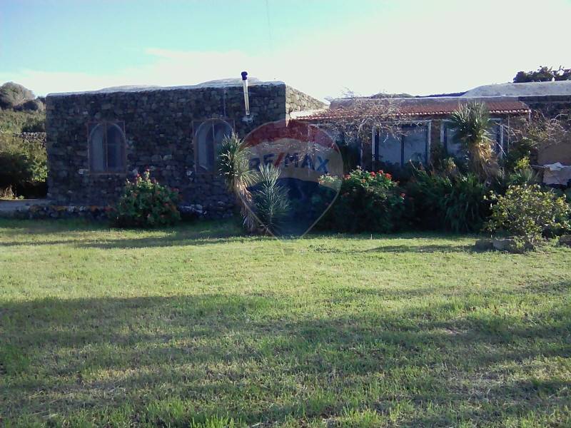 Vrijstaande woning in Pantelleria