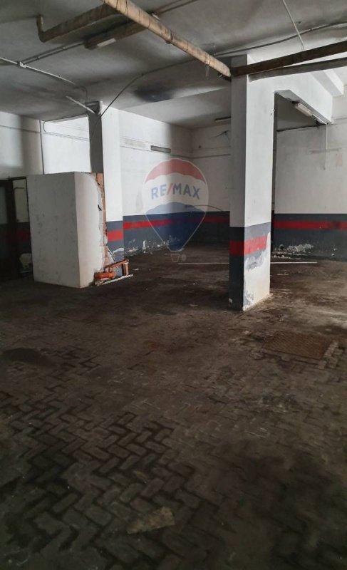 Inmueble comercial en Sant'Agata li Battiati