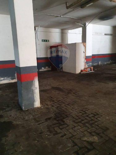 Inmueble comercial en Sant'Agata li Battiati