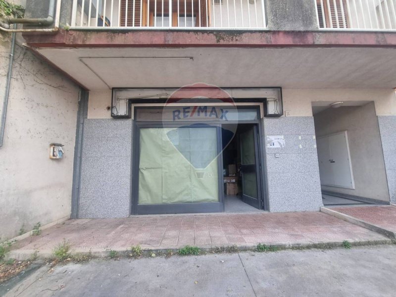 Inmueble comercial en Modica