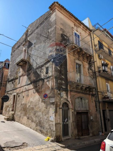 Casa semi indipendente a Ragusa