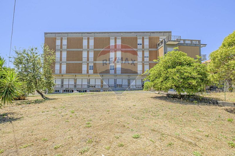 Edificio en San Giovanni la Punta