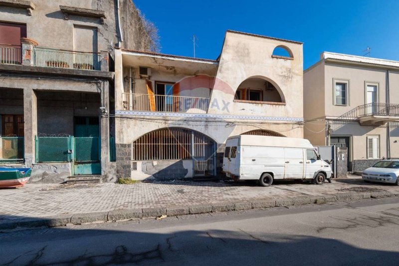 Detached house in Acireale