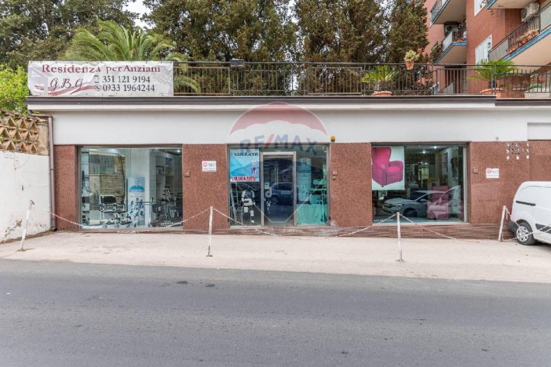 Edifício comercial em Caltagirone