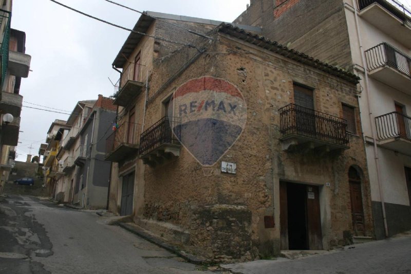 Casa indipendente a San Cono