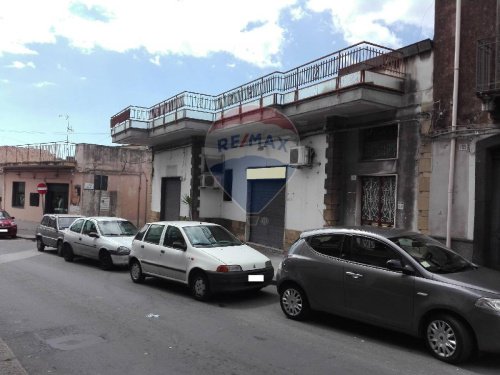 Edifício comercial em Catânia