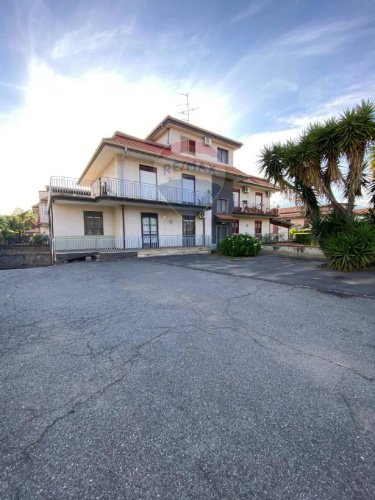 Appartement à Aci Sant'Antonio