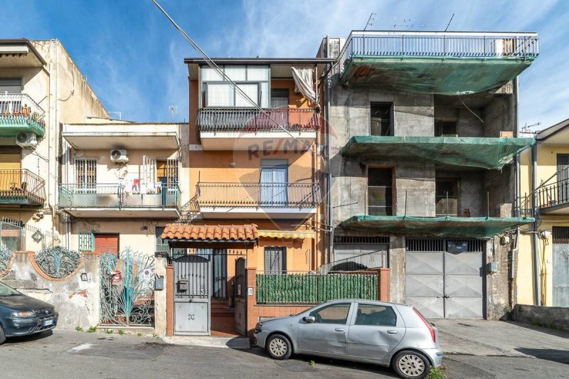 Casa semi-independiente en Catania