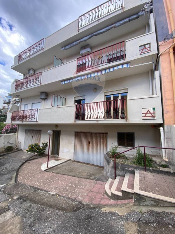 Apartamento en Nizza di Sicilia