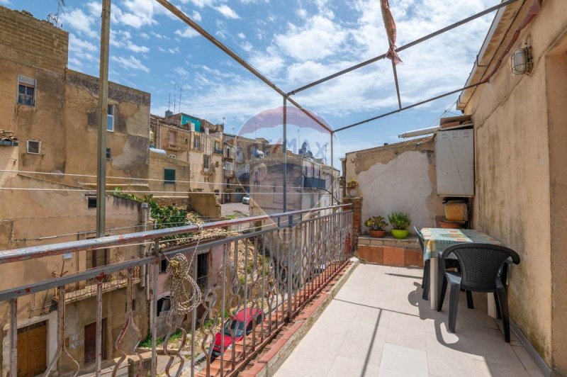 Квартира в Кальтаджироне