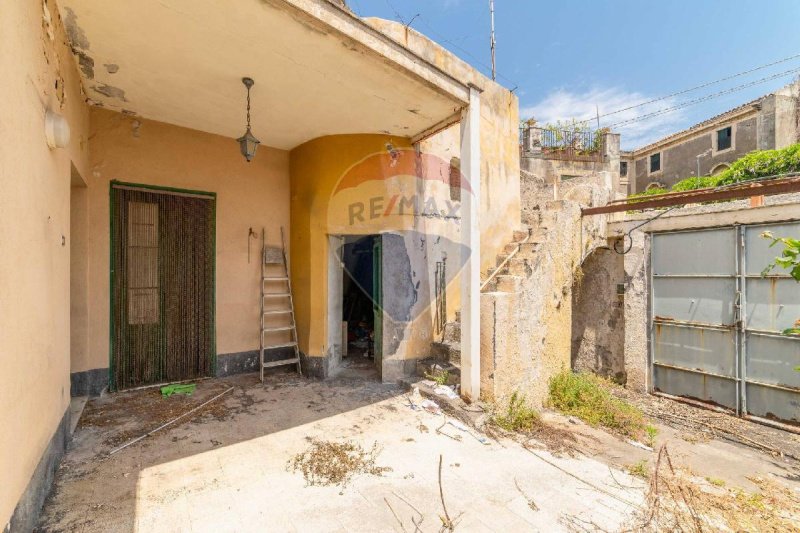 Detached house in Acireale