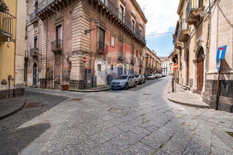 Vrijstaande woning in Acireale