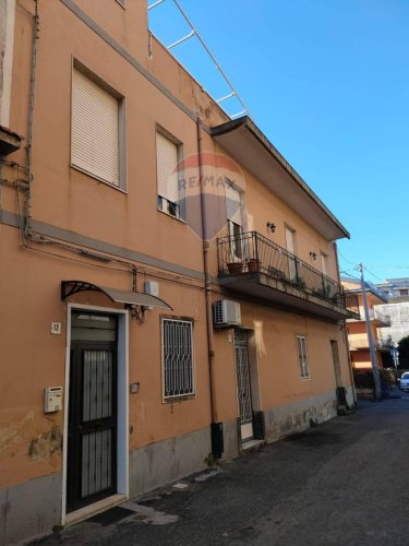 Vrijstaande woning in Acireale