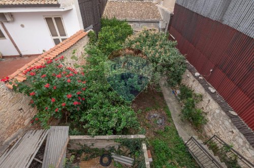 Maison individuelle à Solarino