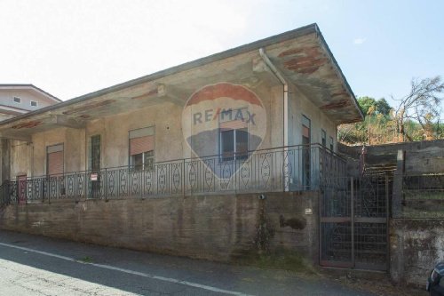 Casa indipendente a Ragalna