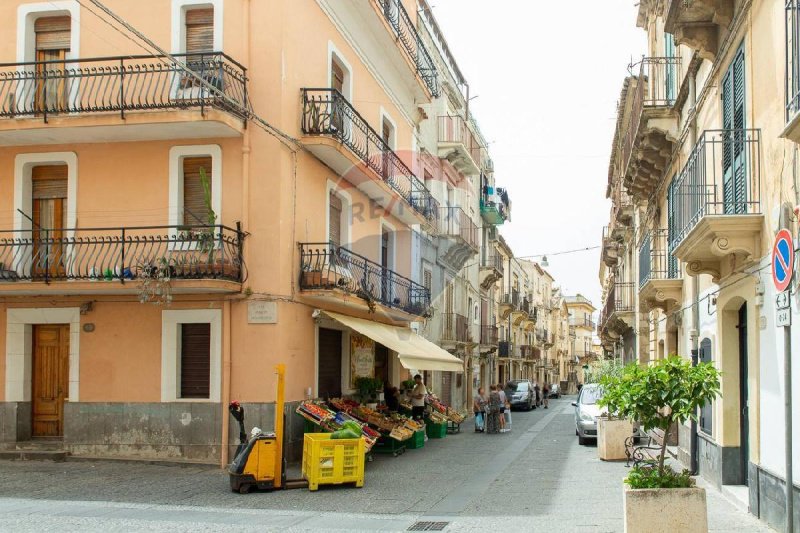 Lägenhet i Militello in Val di Catania