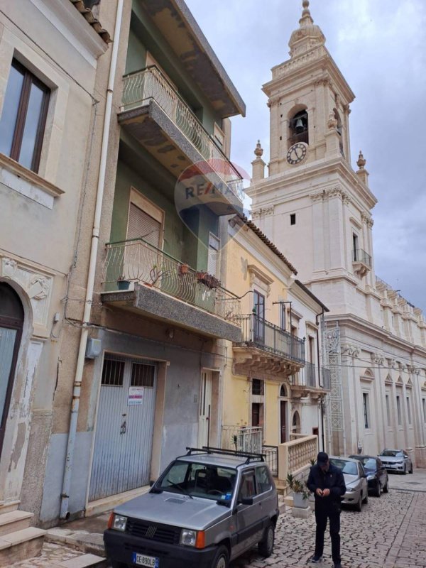 Casa independiente en Comiso