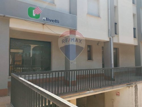 Commercial property in Vittoria