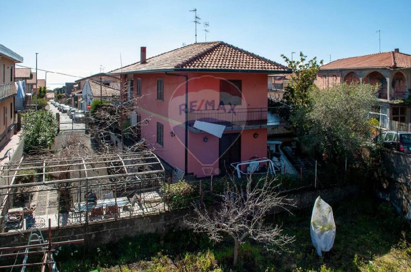 Terraced house in Nicolosi