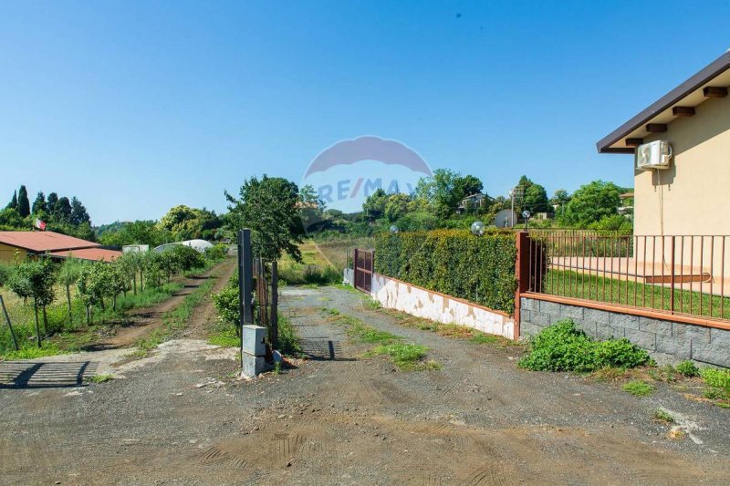 Terreno agrícola em Zafferana Etnea