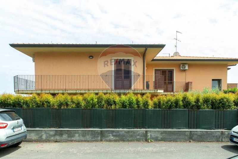 Appartement in Aci Castello