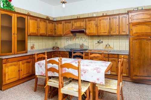 Appartement in Regalbuto