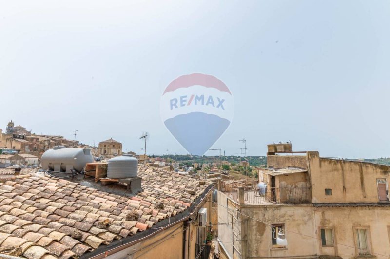 Apartamento en Caltagirone