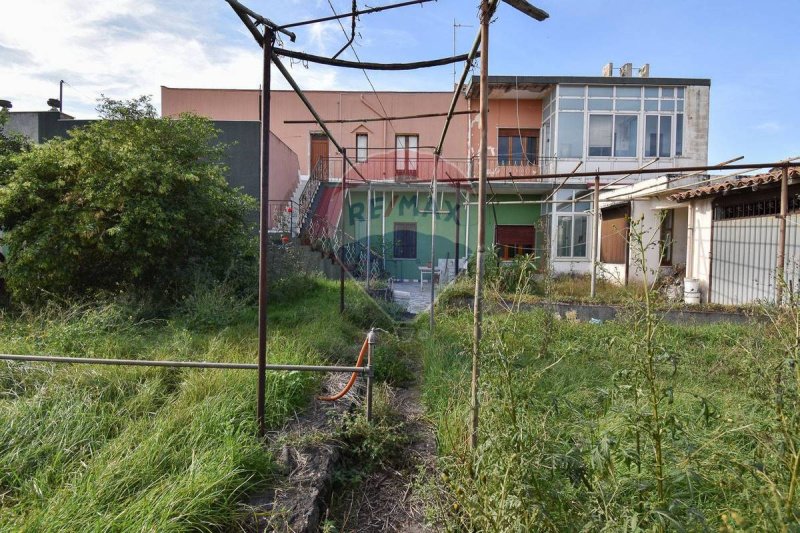 Casa indipendente a Acireale